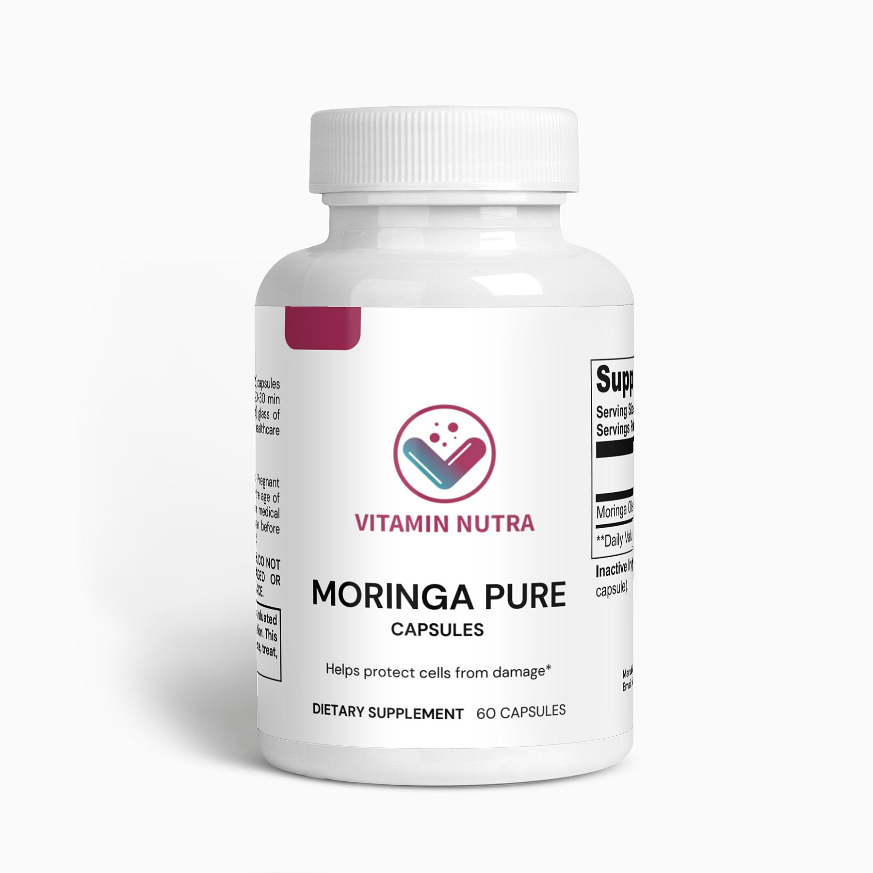 Daily Moringa Pure capsules: A natural source of essential nutrients for your daily routine.