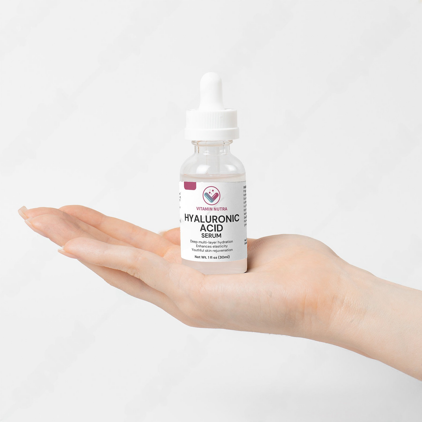  Easy application of hyaluronic acid serum with a dropper.