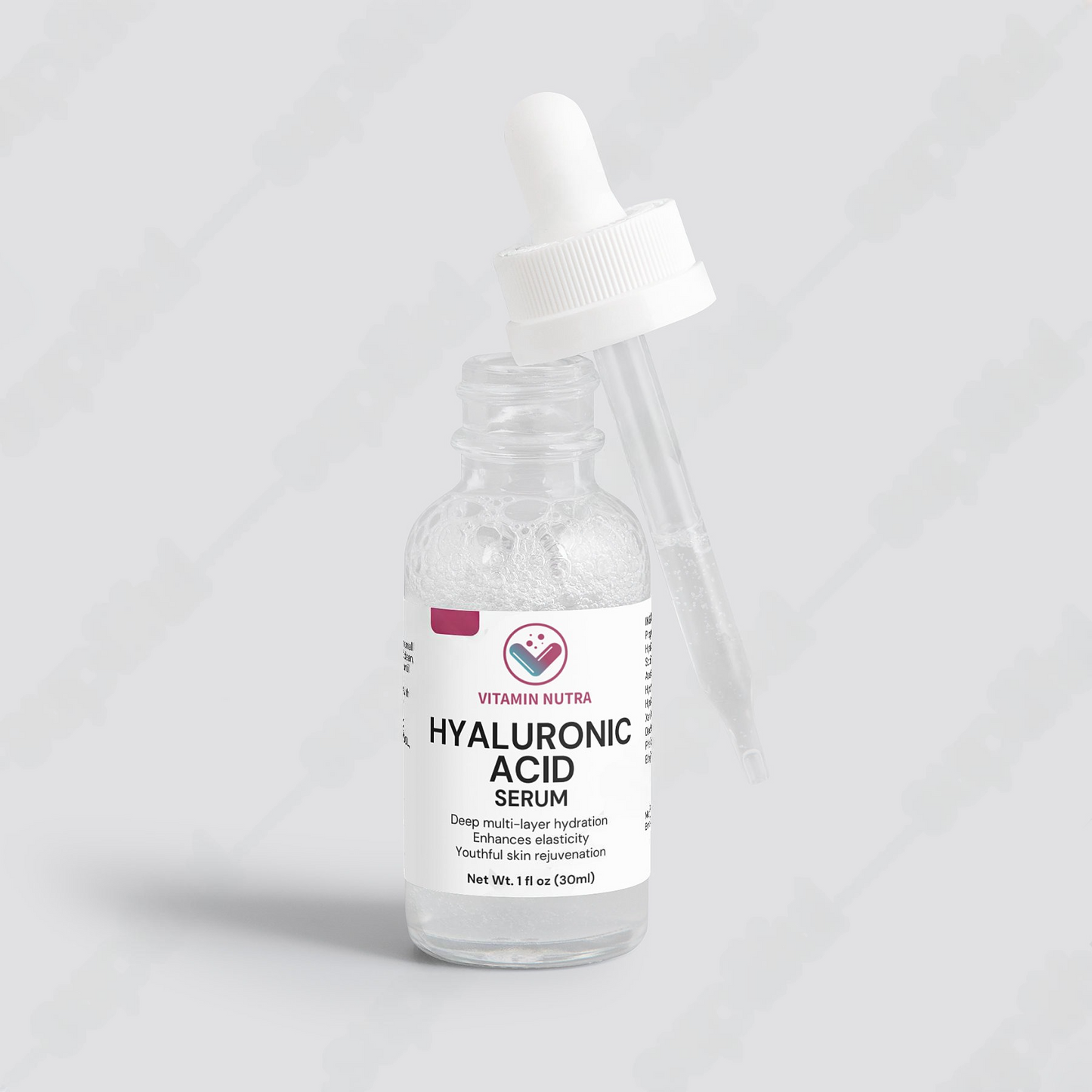 Multi-layer hydration of Hyaluronic Acid Serum reaching different levels of the skin.